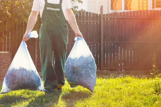 Best Construction Debris Removal  in Lawrence, IN